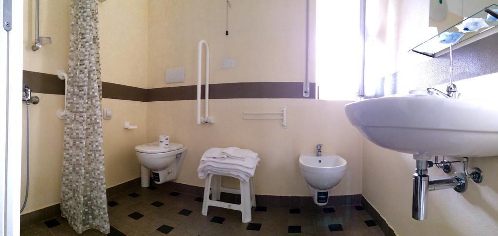 Lungomare Hotel Marina di Cecina Kültér fotó